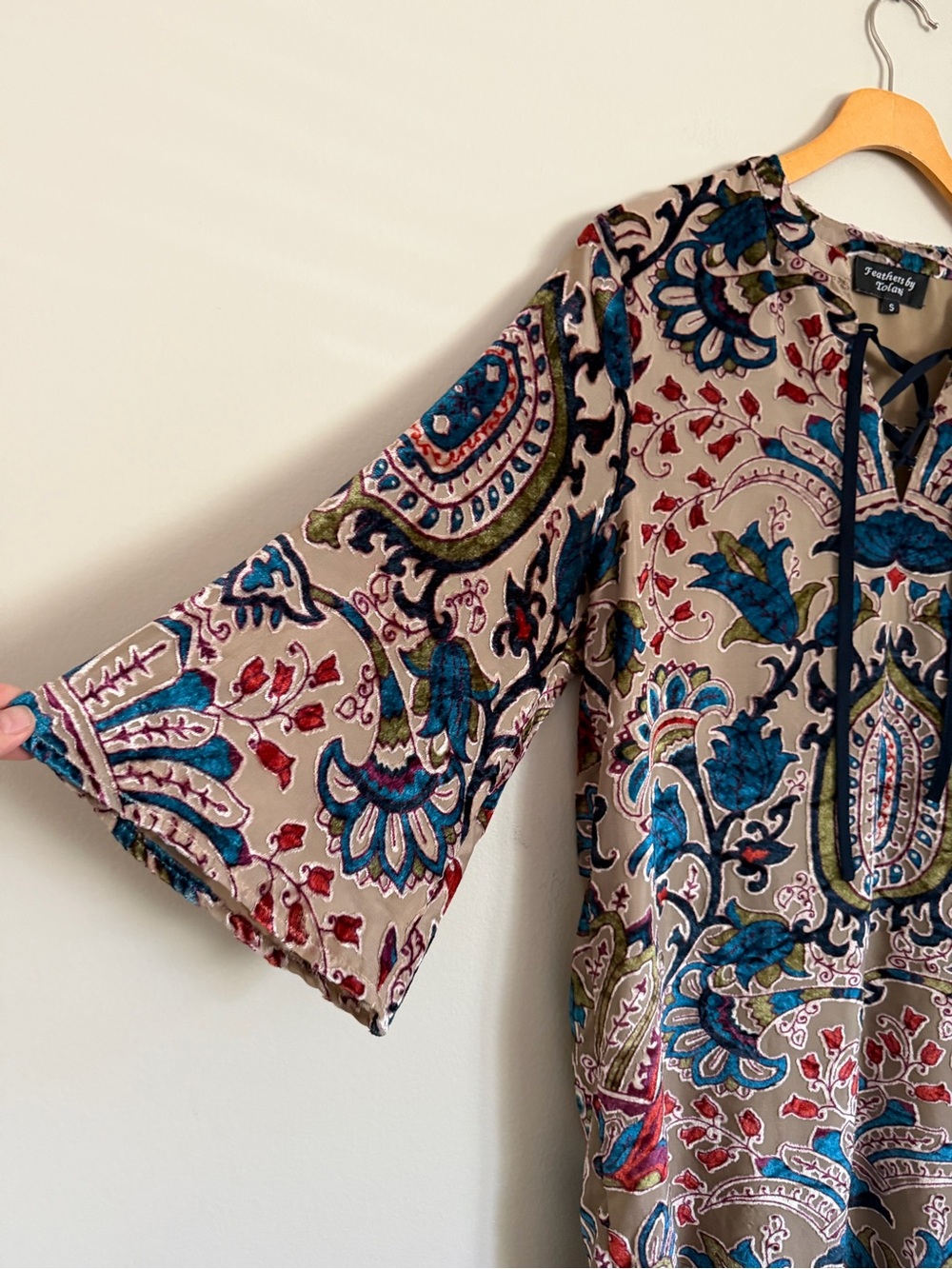 Feathers by Tolani Dress Womens Small S Velvet Burnout Tunic Paisley Lace Small - Picture 10 of 16
